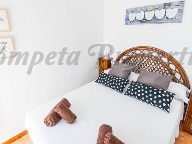 Apartamento en alquiler en Torrox Costa, Málaga Costa del Sol