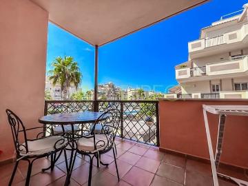 Apartamento en alquiler en Torrox Costa, Málaga Costa del Sol