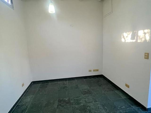 Apartamento en alquiler en Valentín Alsina