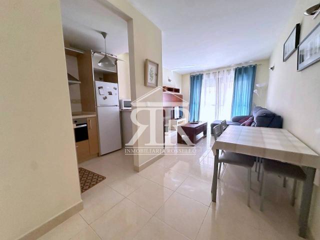 APARTAMENTO EN ALQUILER EN VERANO O PARA TODO EL AÑO EN EL CENTRO