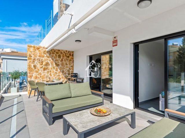 Apartamento en alquiler en Villamartin, Alicante Costa Blanca