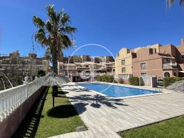 Apartamento en alquiler en Arenales del Sol, Alicante Costa Blanca