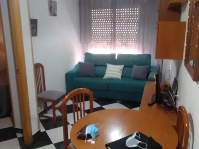 Apartamento en alquiler en Avda. Andalucía