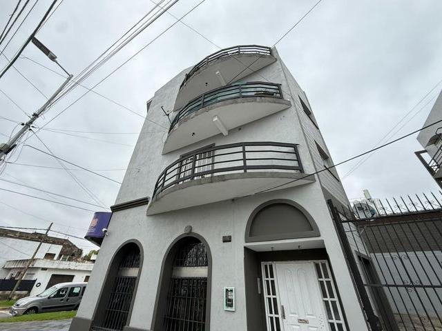 Apartamento en alquiler en Avellaneda