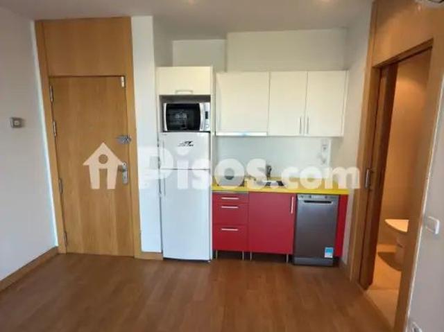 Apartamento en alquiler en Avenida M 40