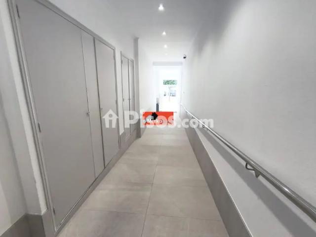 Apartamento en alquiler en Avenida de A Coruña Paradai