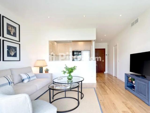 Apartamento en alquiler en Avenida de Ricardo Soriano, 45