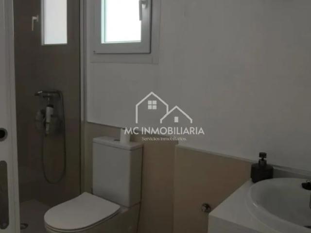 Apartamento en alquiler en Avenida del Cerro Falón, cerca de Avenida del Guadalquivir
