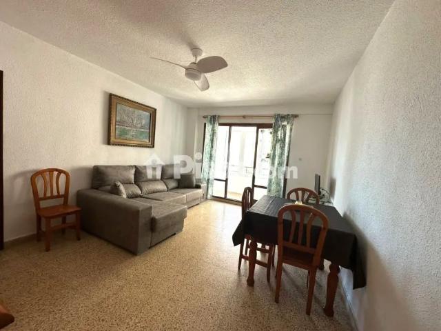 Apartamento en alquiler en Avenida del Papa Luna, cerca de Avenida de Navarra