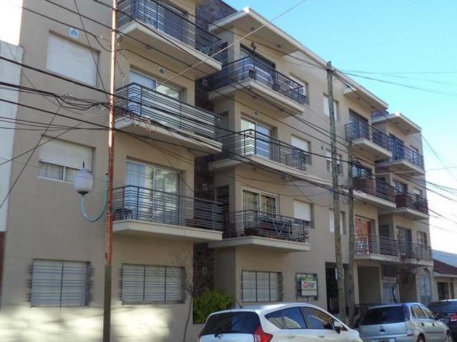 Apartamento en alquiler en Banfield