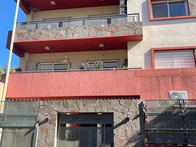 Apartamento en alquiler en Banfield