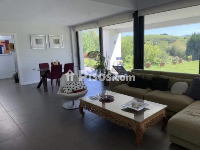 Apartamento en alquiler en Barrio de Vega, 1