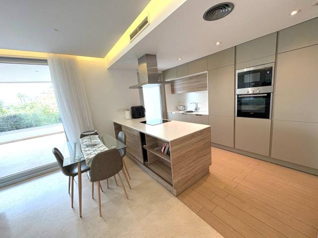 Apartamento en alquiler en Benahavís