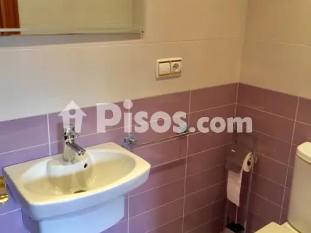 Apartamento en alquiler en Camino de Quintela, 33