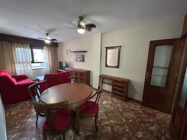 Apartamento en alquiler en Camino de Ronda, cerca de Calle Lubina