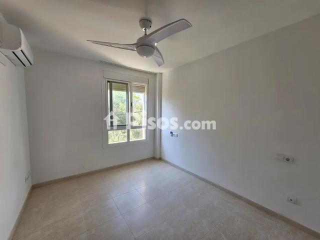 Apartamento en alquiler en Cala Llombards