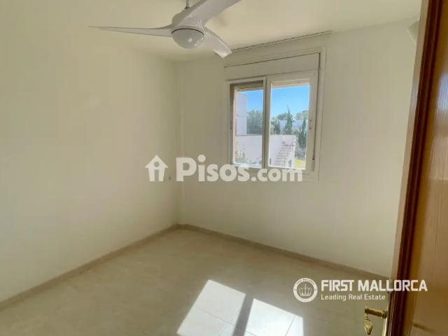 Apartamento en alquiler en Cala Llombards