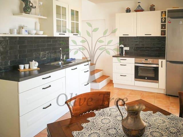 Apartamento en alquiler en Cala Tarida, Ibiza