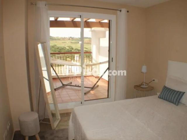 Apartamento en alquiler en Calle Urb. Nueva Alcaidesa. Conjunto 3. Escalera 2. Bloq