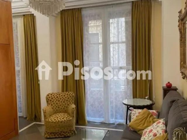 Apartamento en alquiler en Calle Álvaro de Bazán