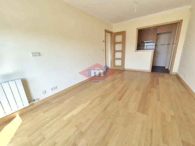Apartamento en alquiler en Calle Aragón, 80, cerca de Calle de Redomeira