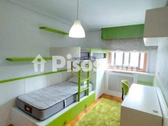 Apartamento en alquiler en Calle Aragón, cerca de Calle de Bailén