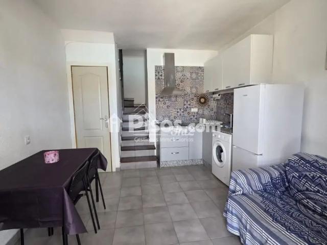 Apartamento en alquiler en Calle Avenida Tour Operadot Air Marine, Número 1