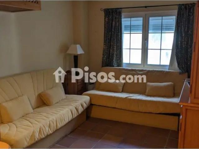 Apartamento en alquiler en Calle C. de los Pinos, 2, Número 2