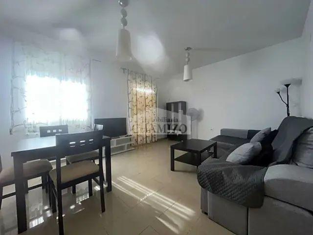 Apartamento en alquiler en Calle Centro, Número 0