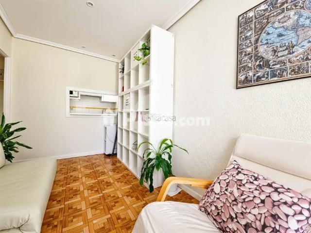 Apartamento en alquiler en Calle de Ardemans, cerca de Calle de José Picón