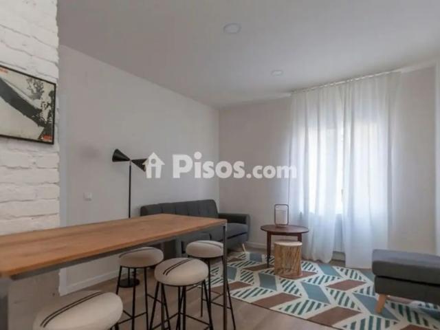 Apartamento en alquiler en Calle de Canarias, 1
