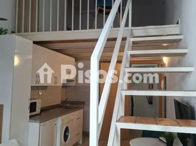 Apartamento en alquiler en Calle de Elvira, cerca de Placeta de los Naranjos