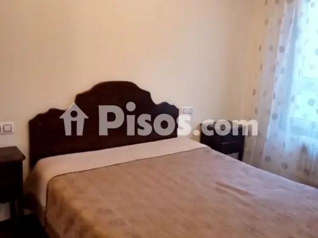 Apartamento en alquiler en Calle de Eugenio Arbones, 5