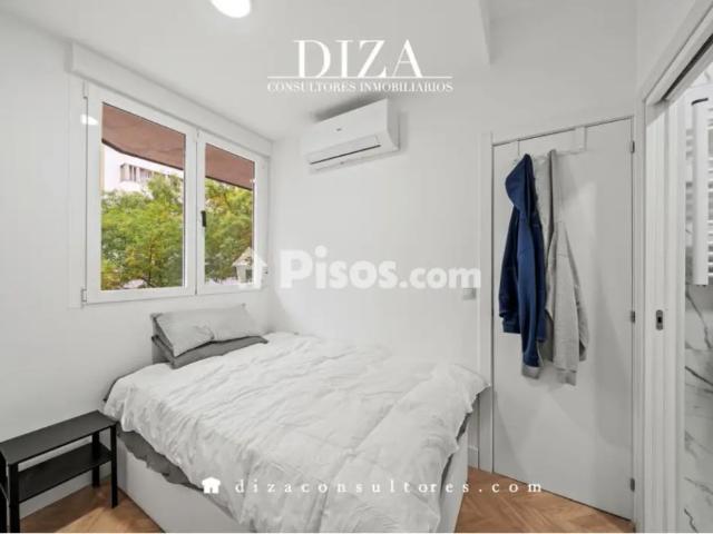 Apartamento en alquiler en Calle de Juan Bravo, cerca de Calle de Alcántara