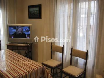 Apartamento en alquiler en Calle de la Almona, número 1baj