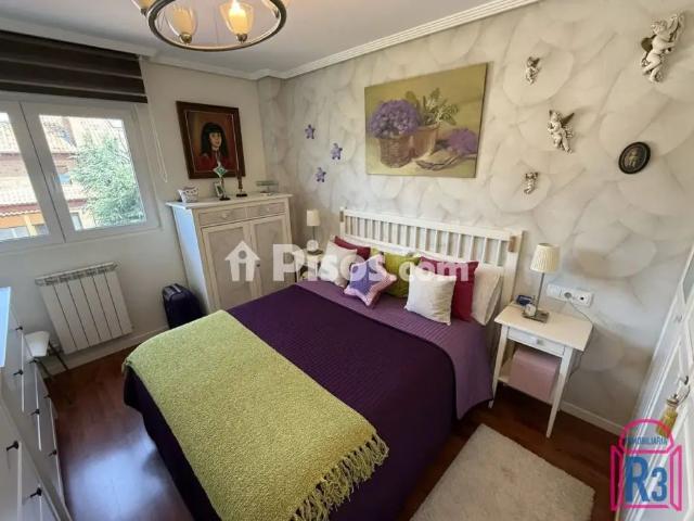 Apartamento en alquiler en Calle de la Molinera, cerca de Calle de Pedro Berruguete