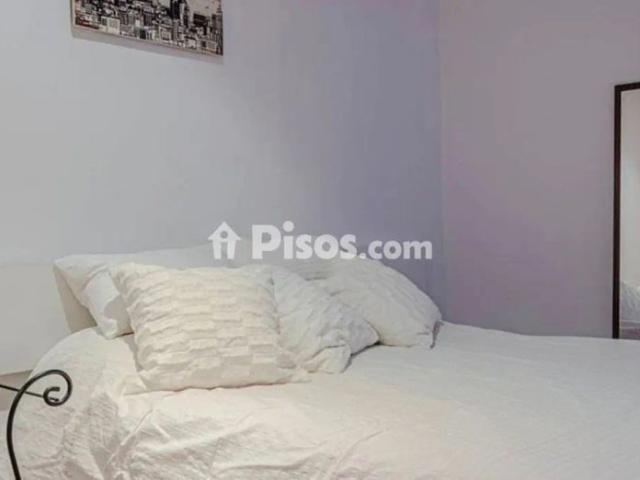 Apartamento en alquiler en Calle de las Escuelas Viejas, 16