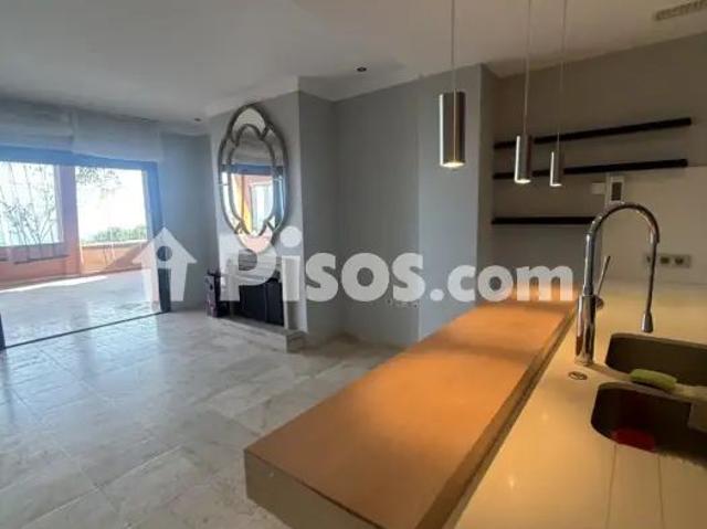 Apartamento en alquiler en Calle de las Fucsias, 437