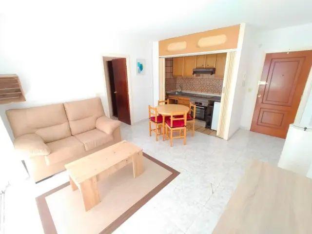Apartamento en alquiler en Calle de Llorente