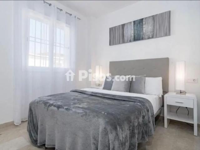 Apartamento en alquiler en Calle de Martagina