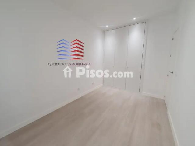 Apartamento en alquiler en Calle de Narváez
