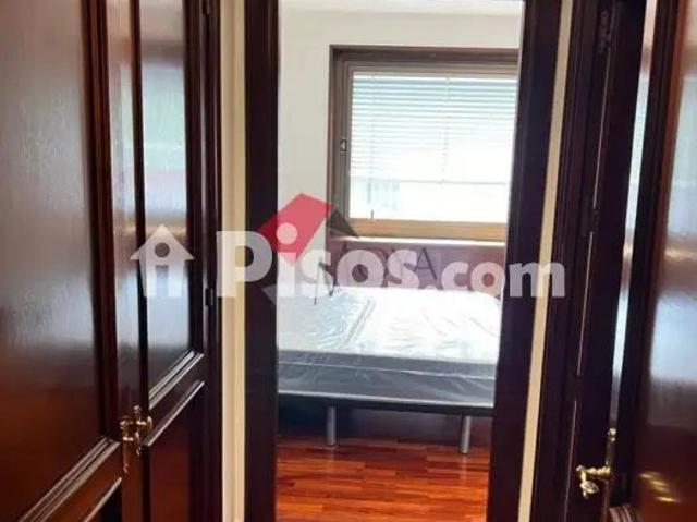 Apartamento en alquiler en Calle de Policarpo Sanz