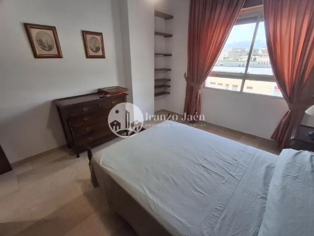 Apartamento en alquiler en Calle de Roldán y Marín