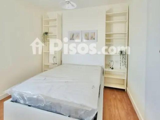 Apartamento en alquiler en Calle de Santiago