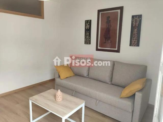 Apartamento en alquiler en Calle de Santo Domingo, cerca de Plaza del Hierro