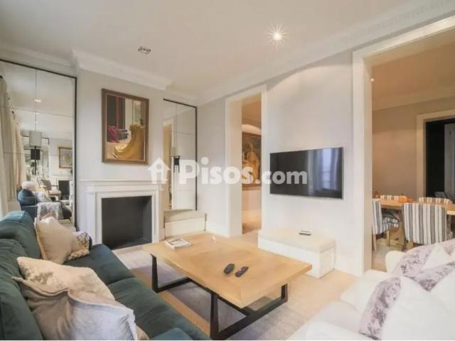 Apartamento en alquiler en Calle del Conde de Aranda