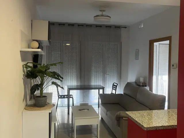 Apartamento en alquiler en Calle del Luzón, 2