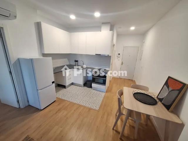 Apartamento en alquiler en Calle del Manantial