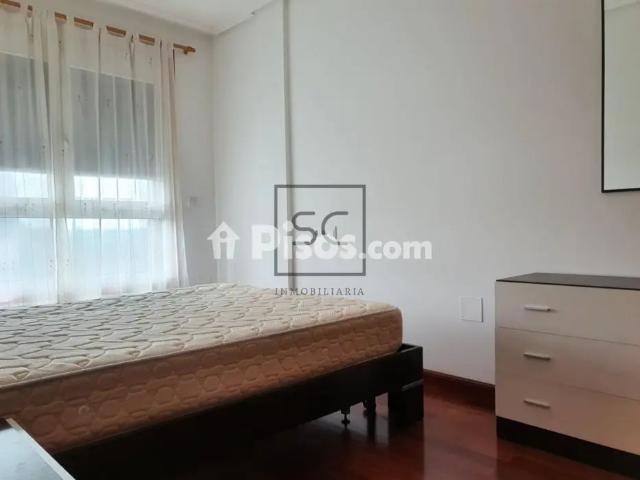 Apartamento en alquiler en Calle del Río Jubia, cerca de Calle del Mosteiro de Monfero