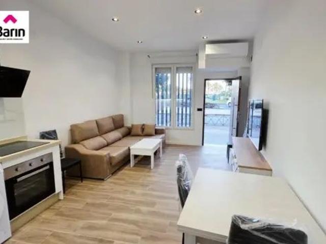 Apartamento en alquiler en Calle Escriba Lubna